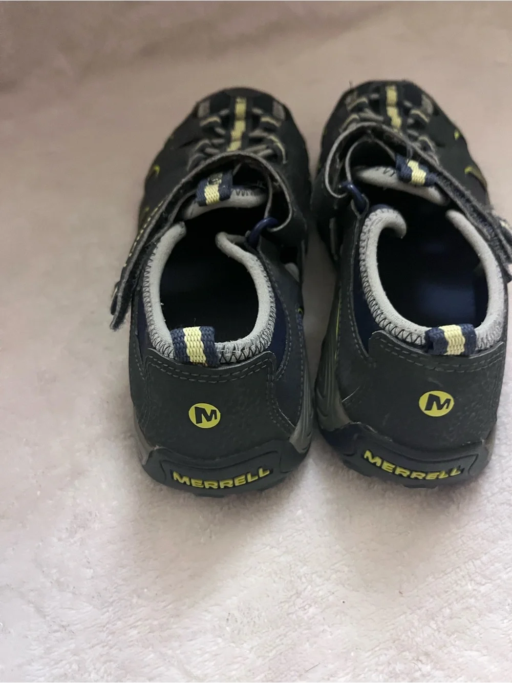 navy blue and lime green Merrell Kid's Hydro H2O Hiker Sandals size three